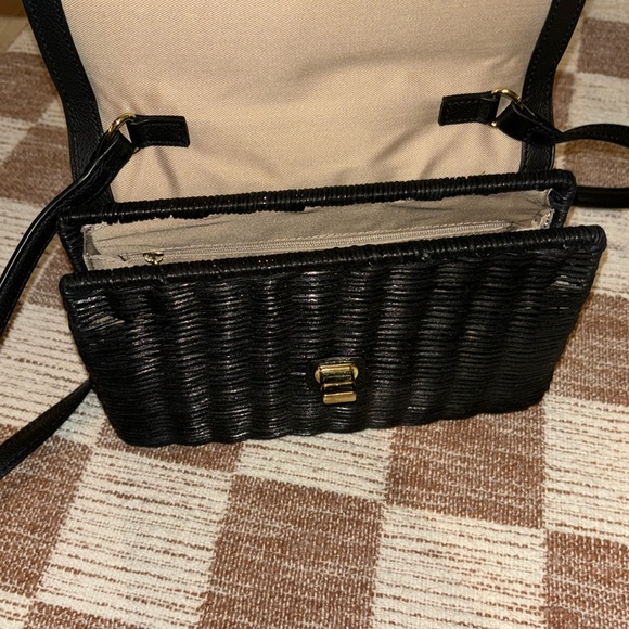 Rattan & Leather Crossbody Purse - Picture 5 of 7